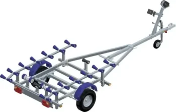 El barco de la puerta del remolque sol manera neumático de gama